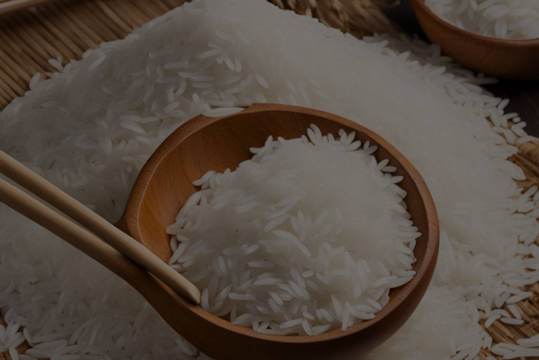 Dreaming of Uncooked Rice: What Does It Symbolize?