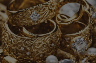 The Symbolic Meaning of Gold Rings in Your Dreams